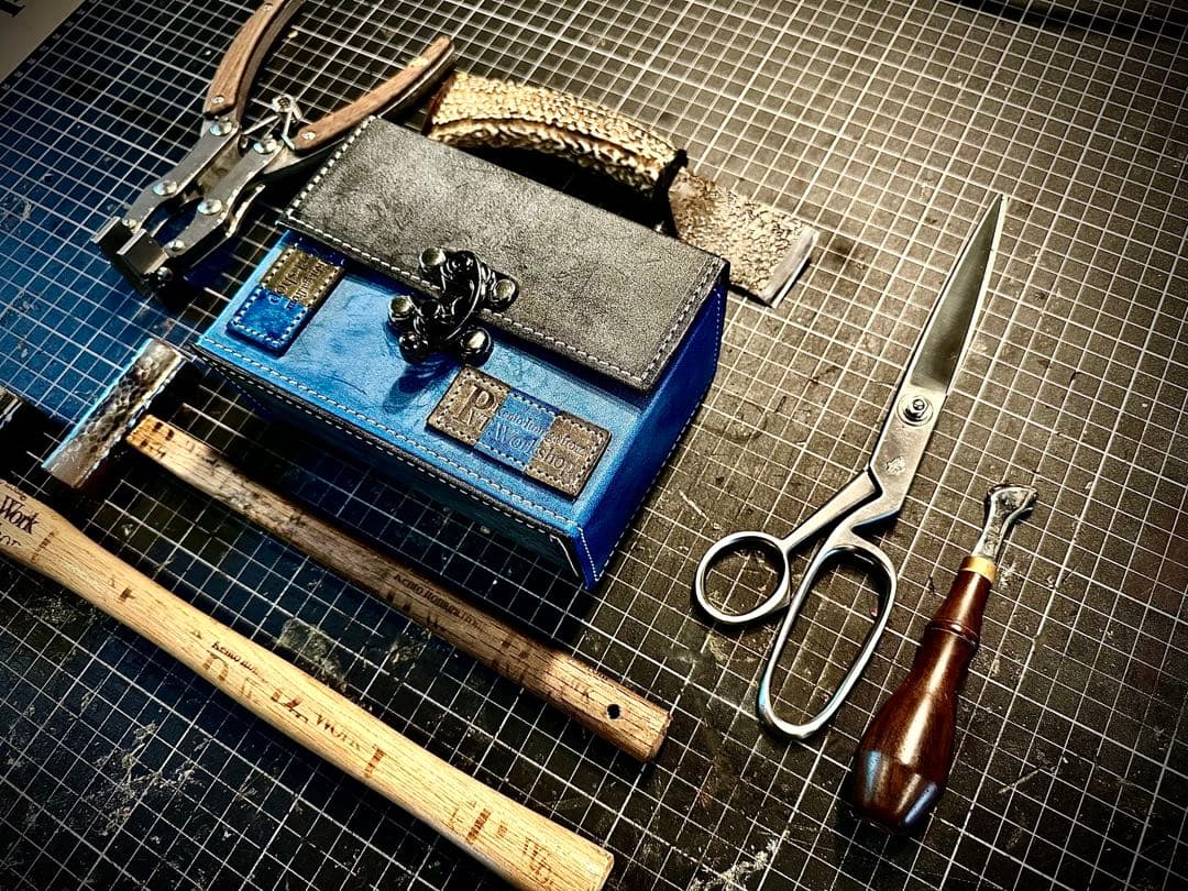 月末SALE！Pvt.Workshop 極CL 本革　デッキケース　ハーフ