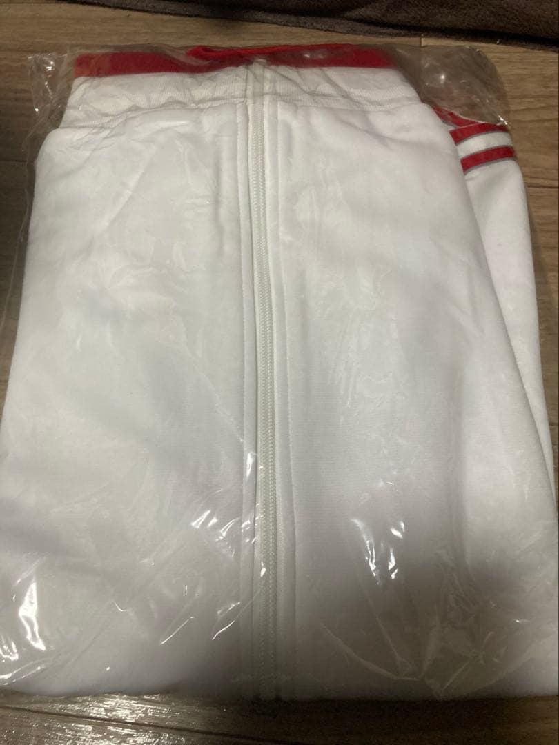 adidas ハンブルガー　上　Lサイズ 未開封品