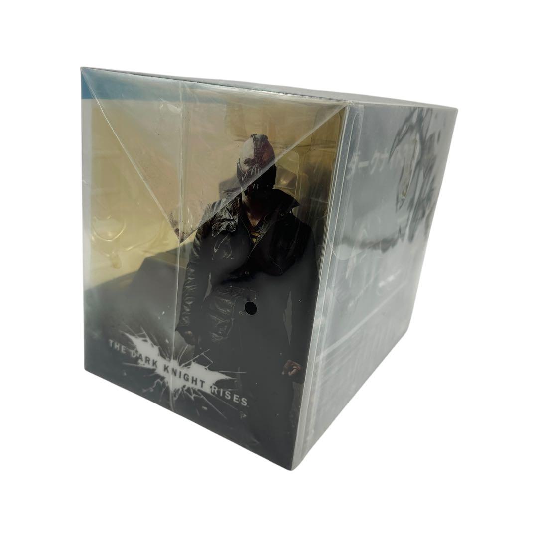 [新品] ダークナイト ライジング ブルーレイBOX 特典バットマンカウル付き