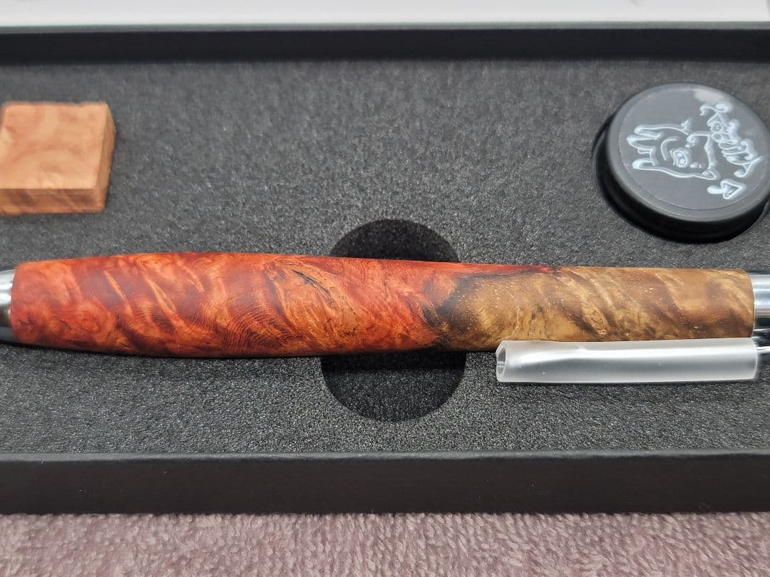 新品　こぶた工房　極上花梨瘤　紅白　シャープペンシル0.5ミリ