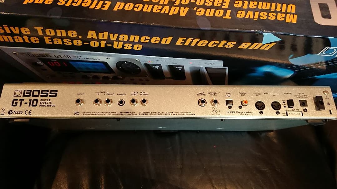 ギター BOSS  GT-10