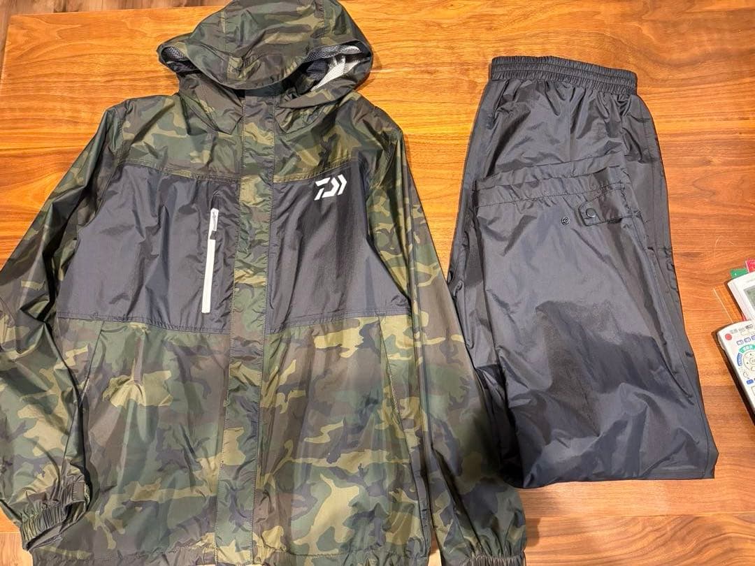 ダイワ　レインウェア上下セット　シマノ　レインキャップもセット