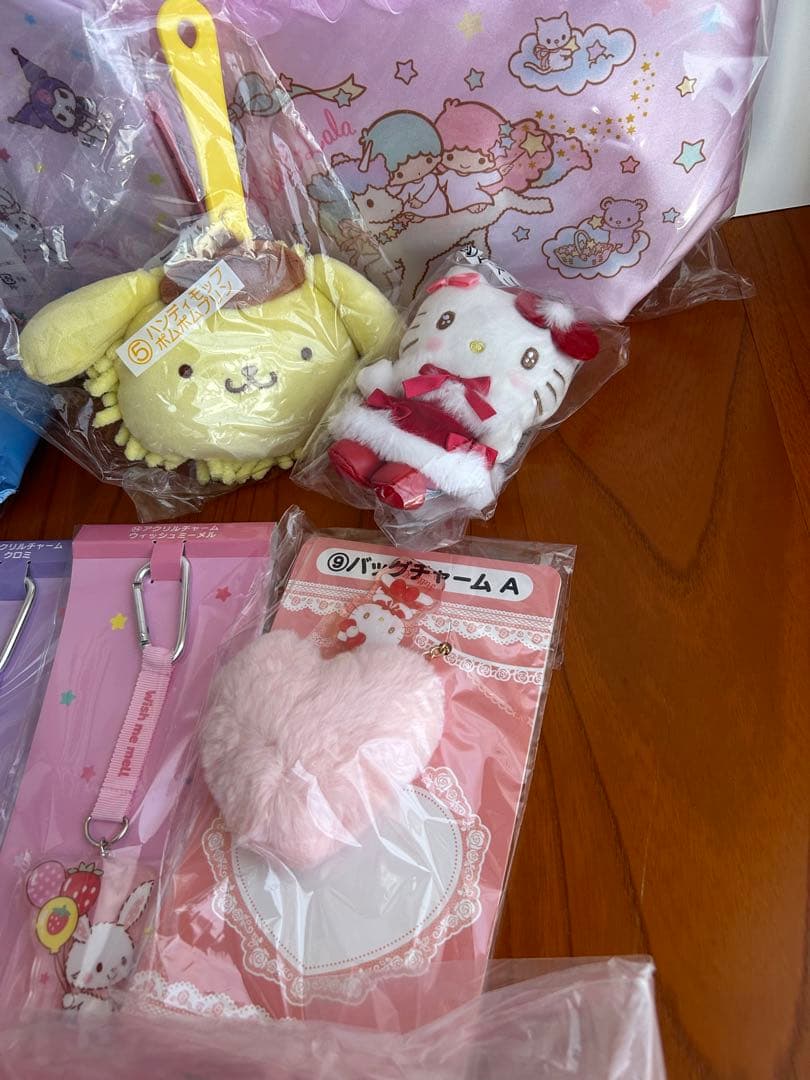 新品未開封　サンリオ　当たりくじ　まとめ売り　キテイラストワン等