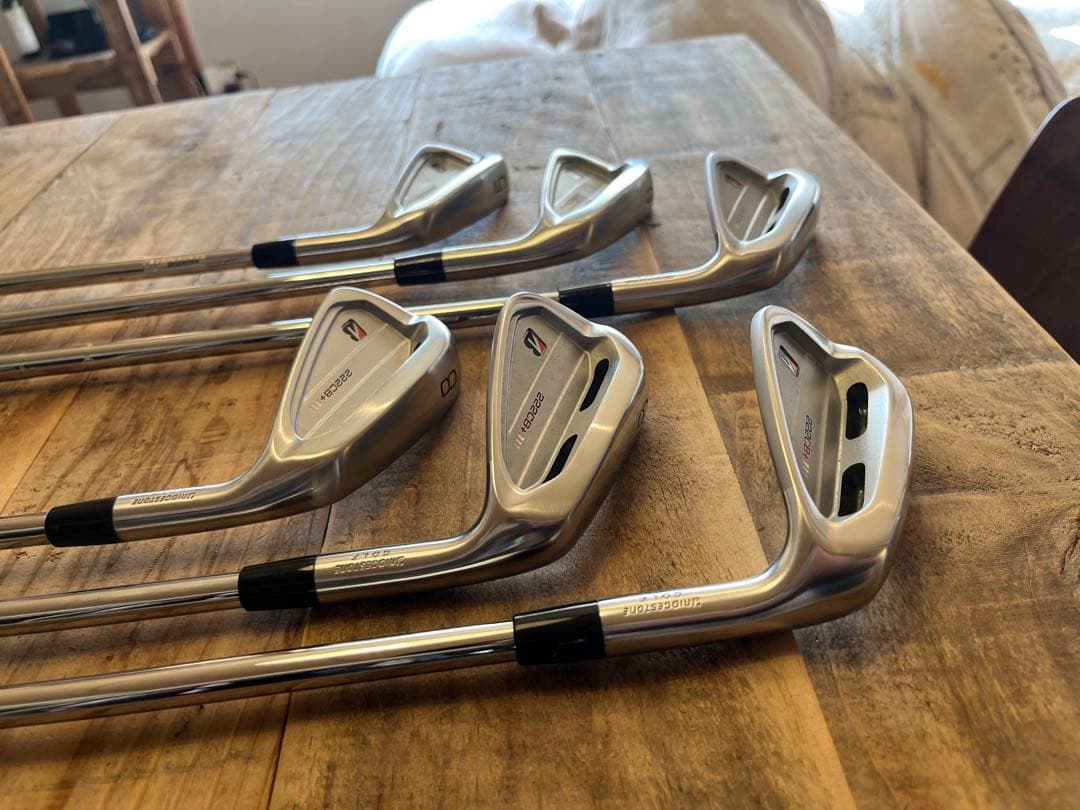 美品　ブリジストン 222CB+アイアンセットNSPRO950GHneo