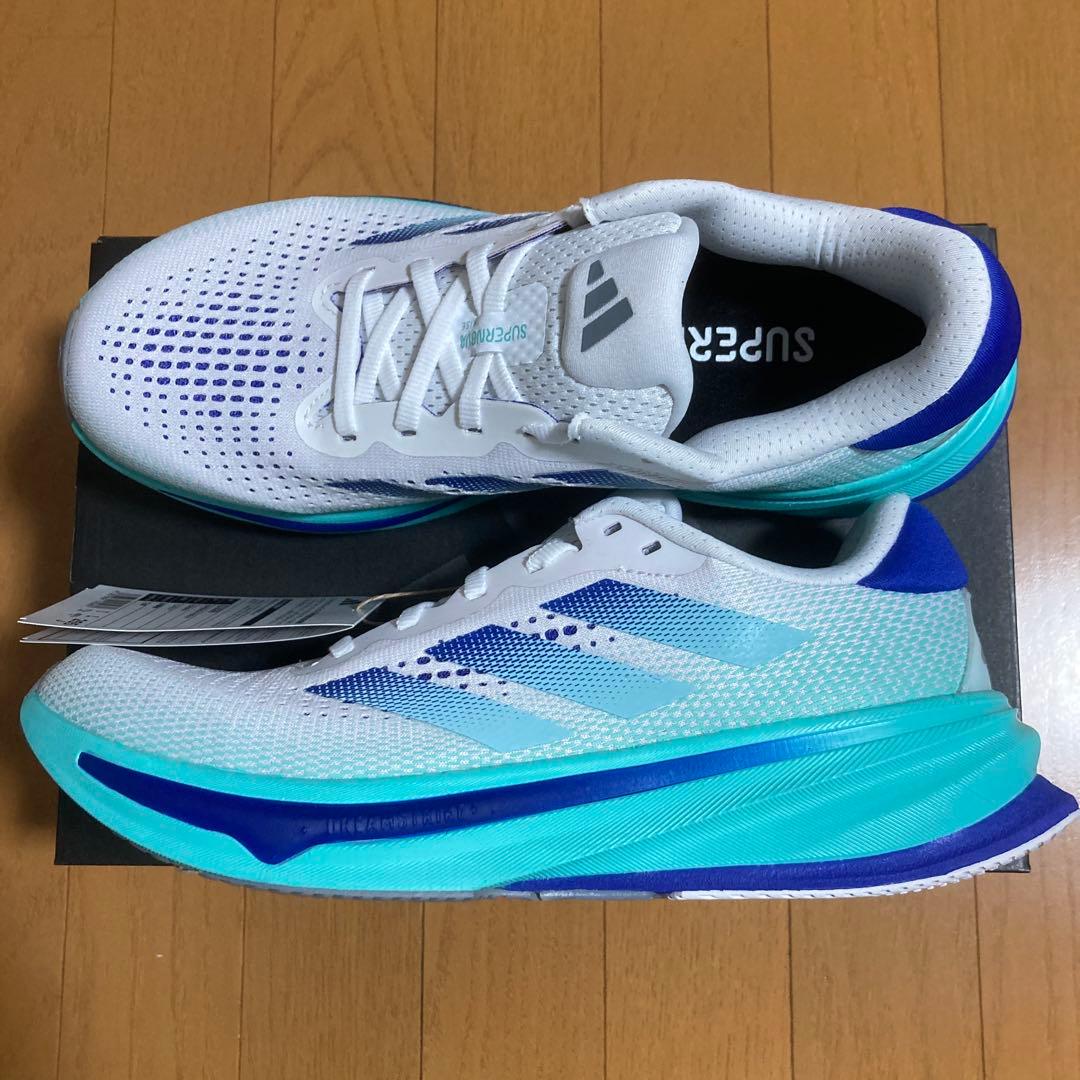 アディダス ランニングシューズ　スーパーノヴァ ライズM 25.5cm