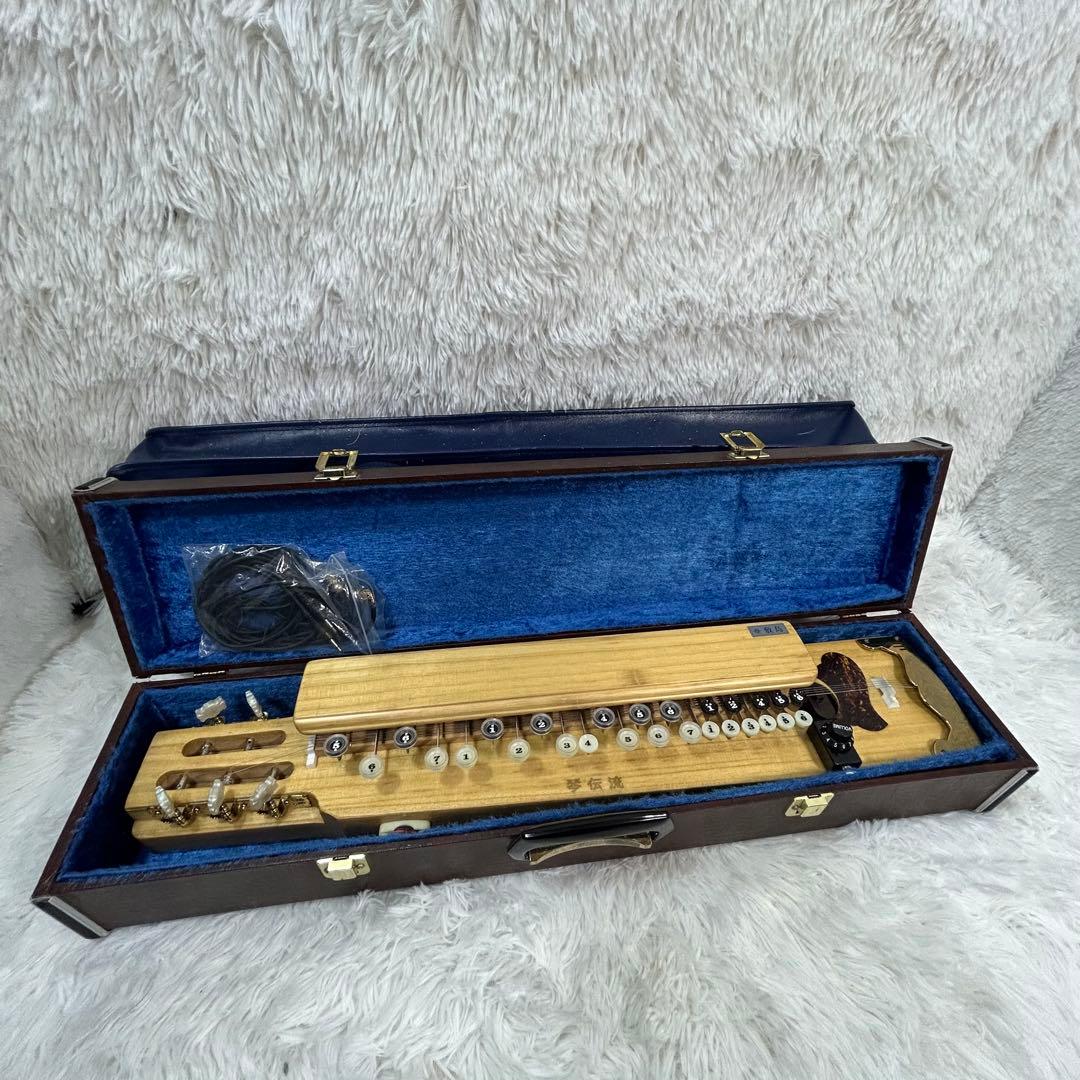 【美品】琴伝流 敷島クリア 電気 大正琴 ナチュラル木目 河合楽器