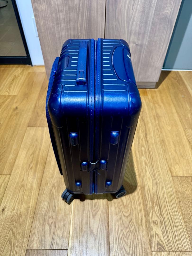 RIMOWA ESSENTIAL SLEEVE キャビン　プラス　ネイビー