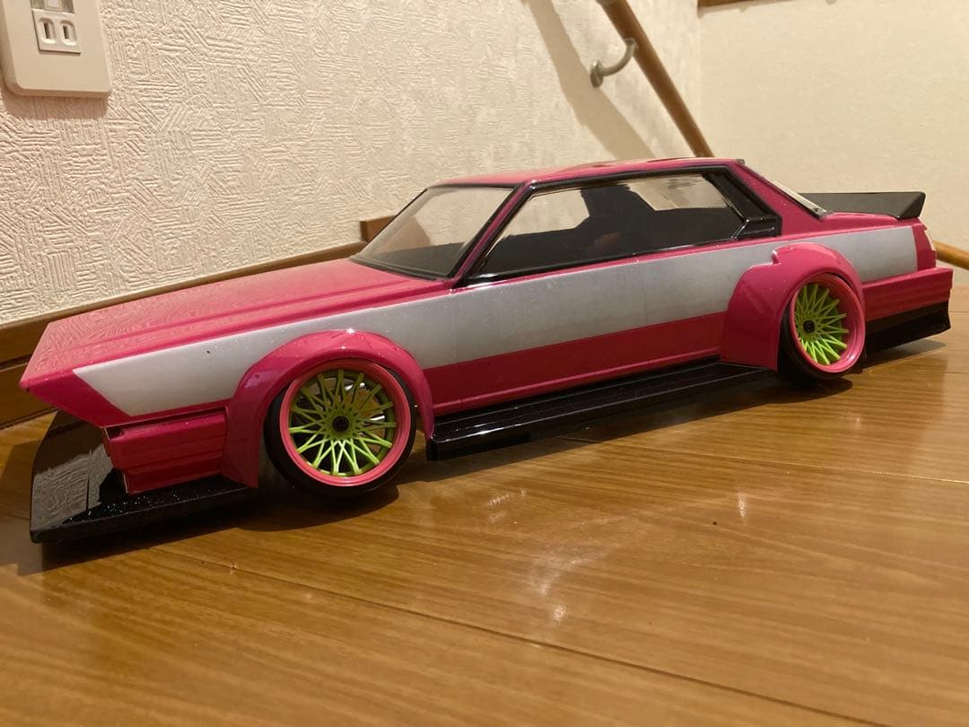 セドリック　ロングノーズ　ラメボディー