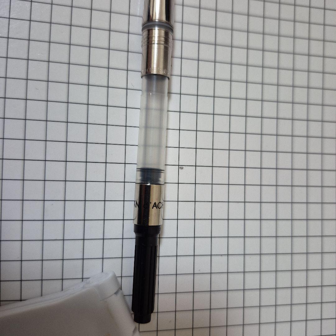 CARAN d'ACHE 万年筆