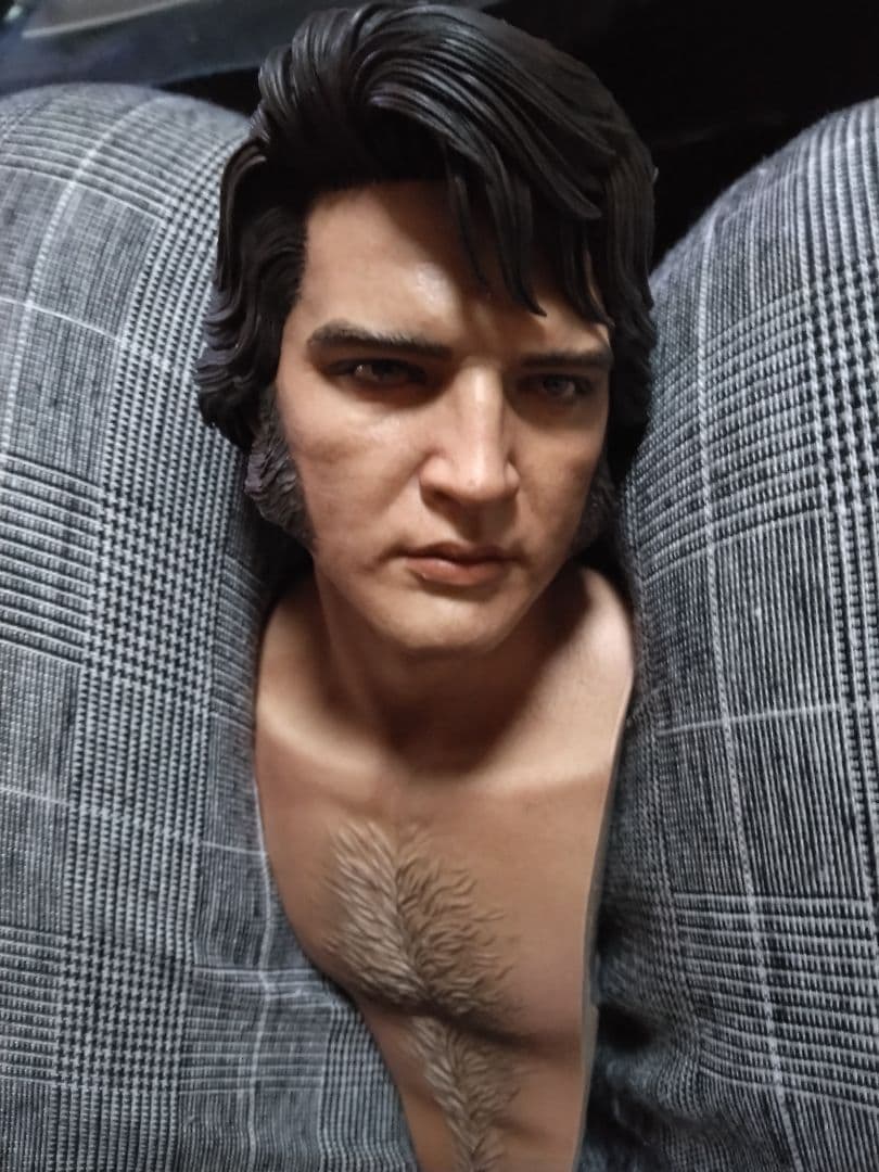 入手困難❄永遠のスター☆エルビス・プレスリー フィギュア1/4スケール(別顔付き