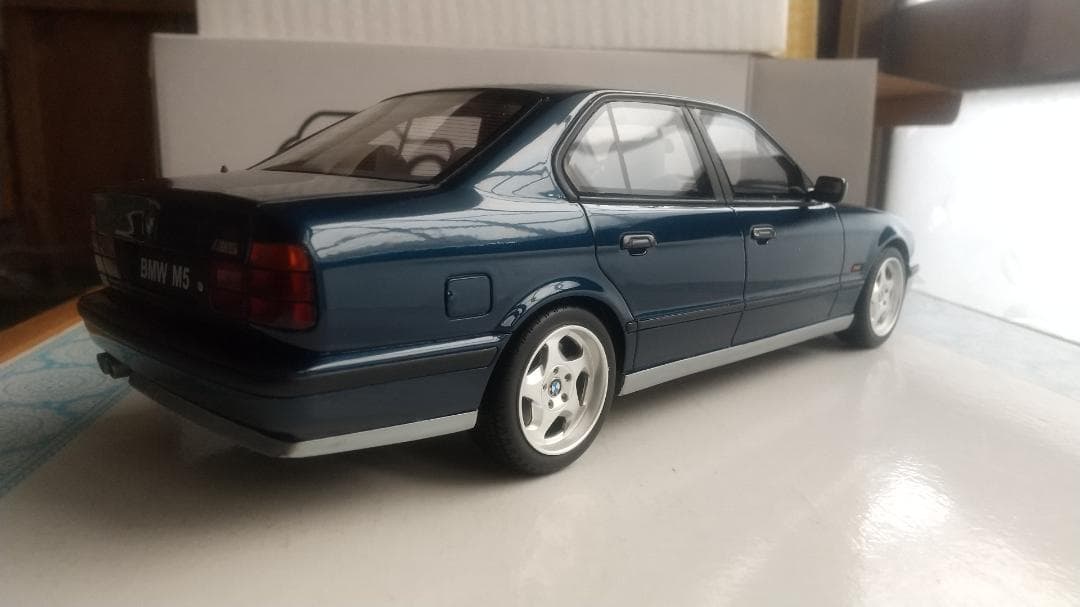 OTTO 1/18  E34 M5 ブルー （限定品）