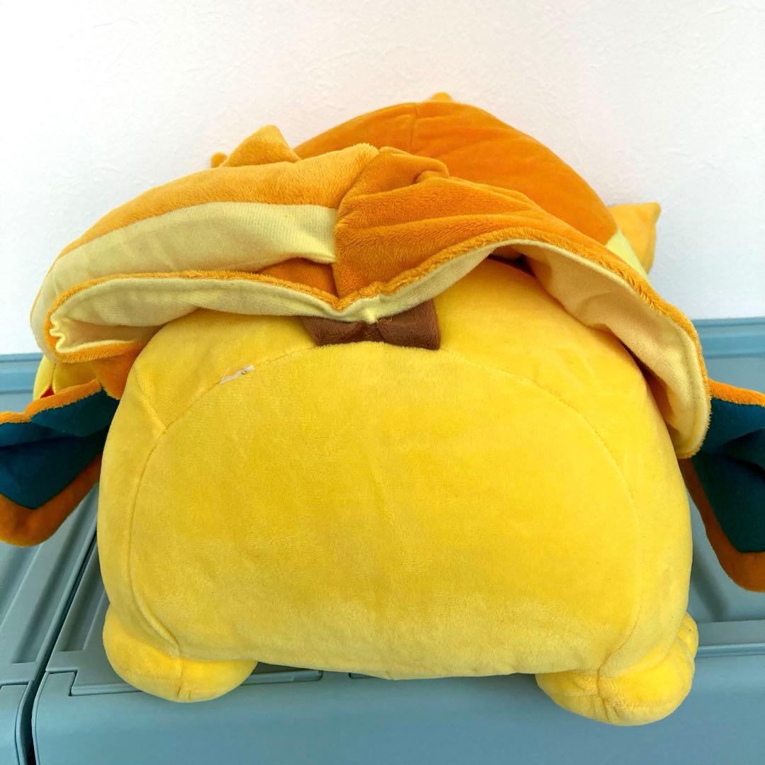 メガサイズ ぬいぐるみ ポケモンセンター メガトウキョー ピカチュウ ポンチョ