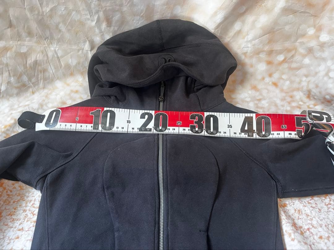 超希少✨ルルレモン限定ロゴ入り スキューバーフーディパーカーサイズ4