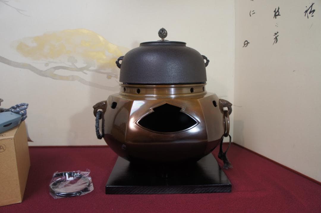 ☆美品 未使用 在銘真形釜添え 唐銅六角風炉 500W電熱器(可変)送料込み