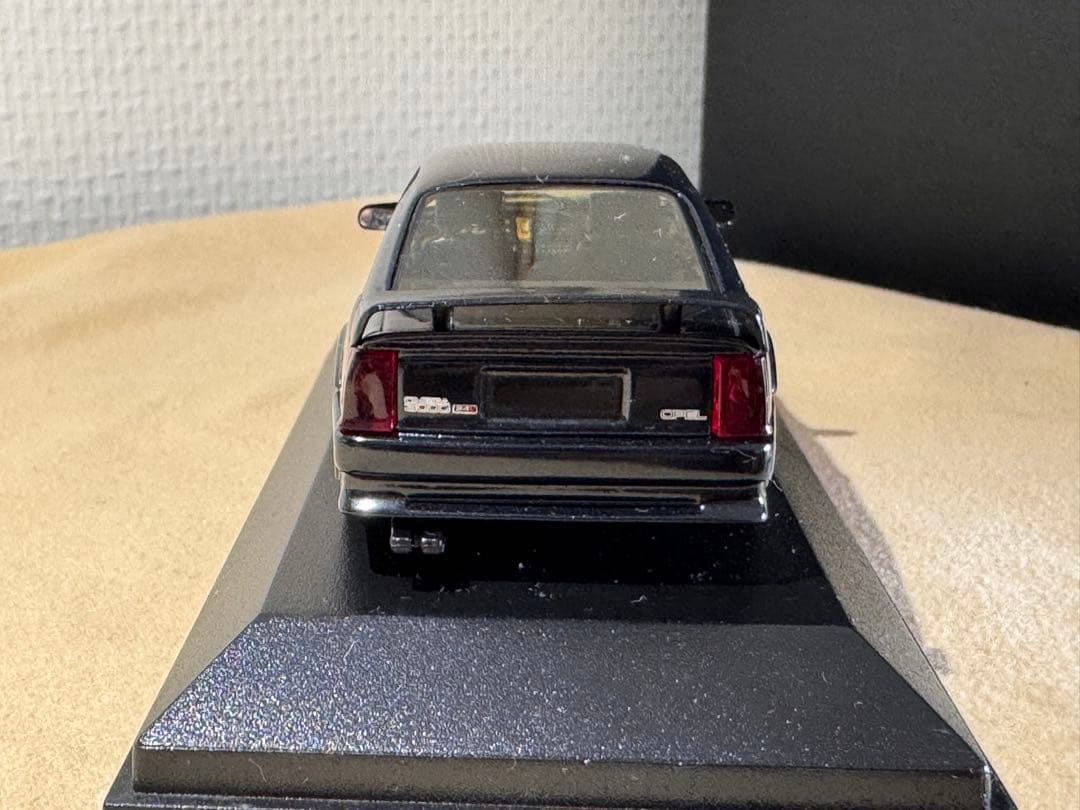 MINICHAMPSOpel Omega Evolution 500黒メタリック