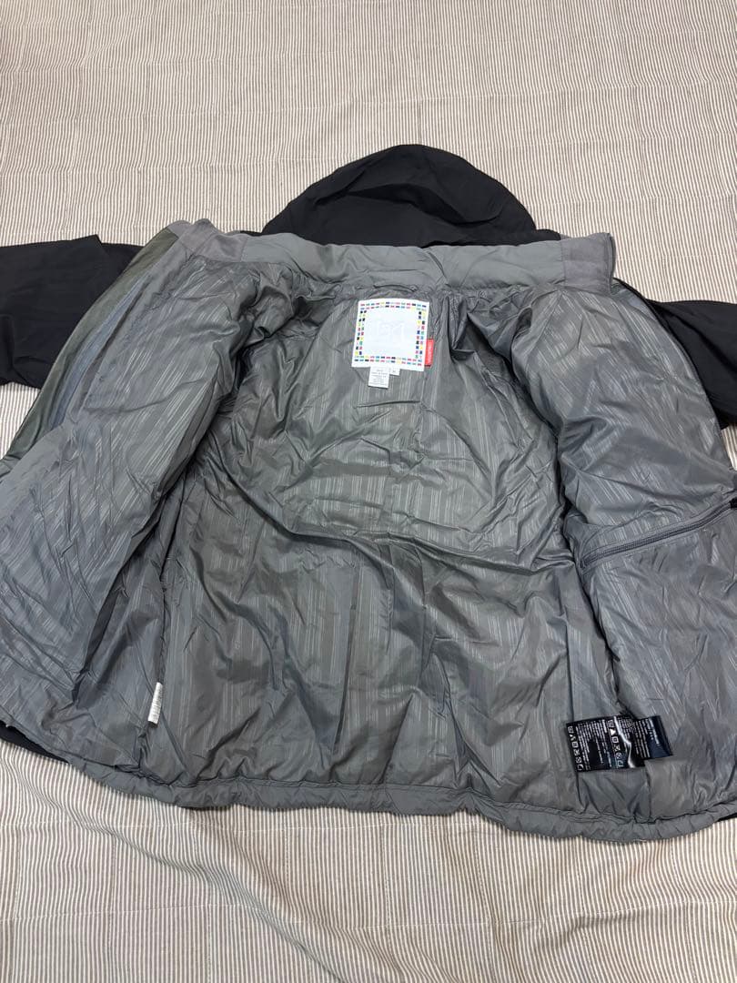 【希少】【美品】バートンak ゴアテックス ジャケットブラック　インナー付き