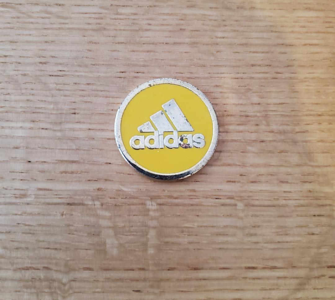 adidasトス