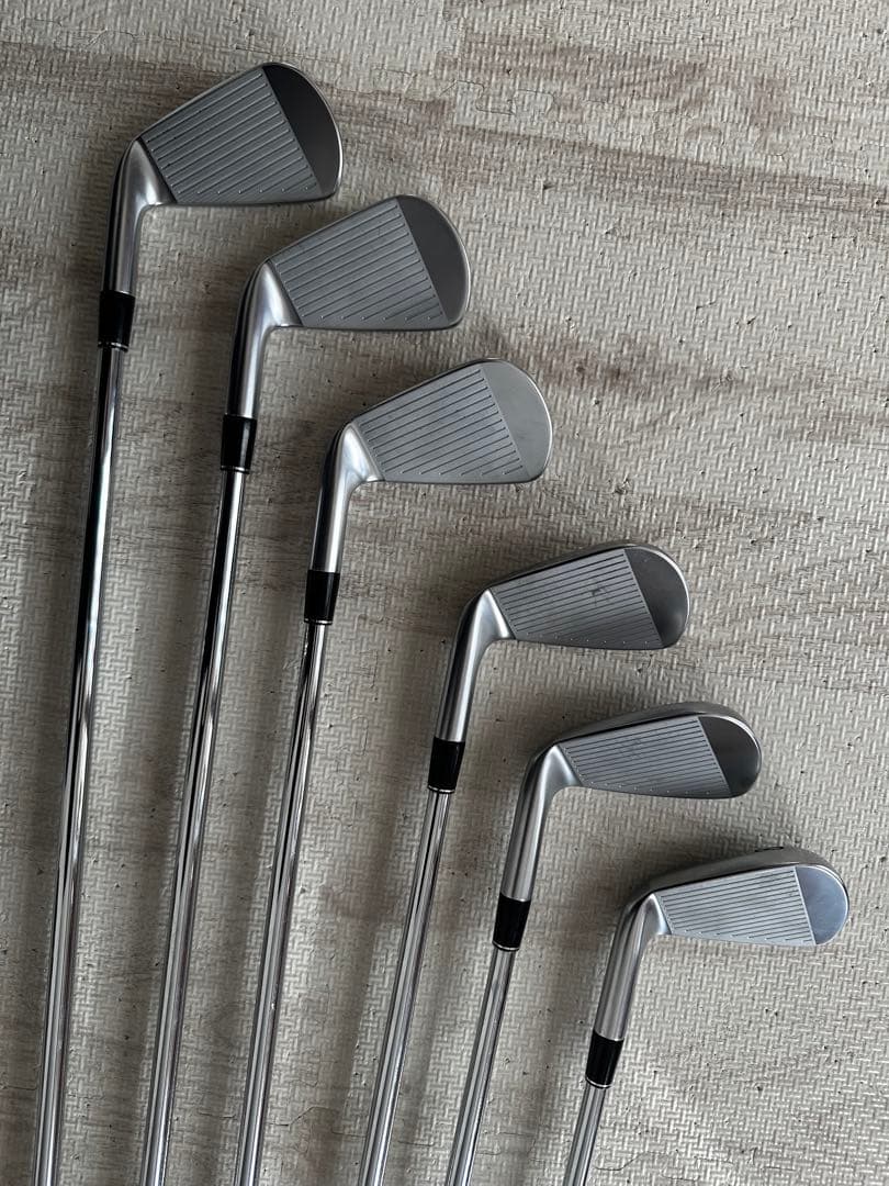 スリクソン ZXi7 アイアン 5-P 6本 モーダス120 ラウンド1回 美品