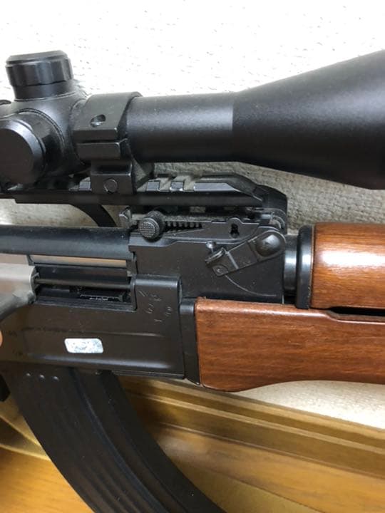 AK電動ガンスコープ付き