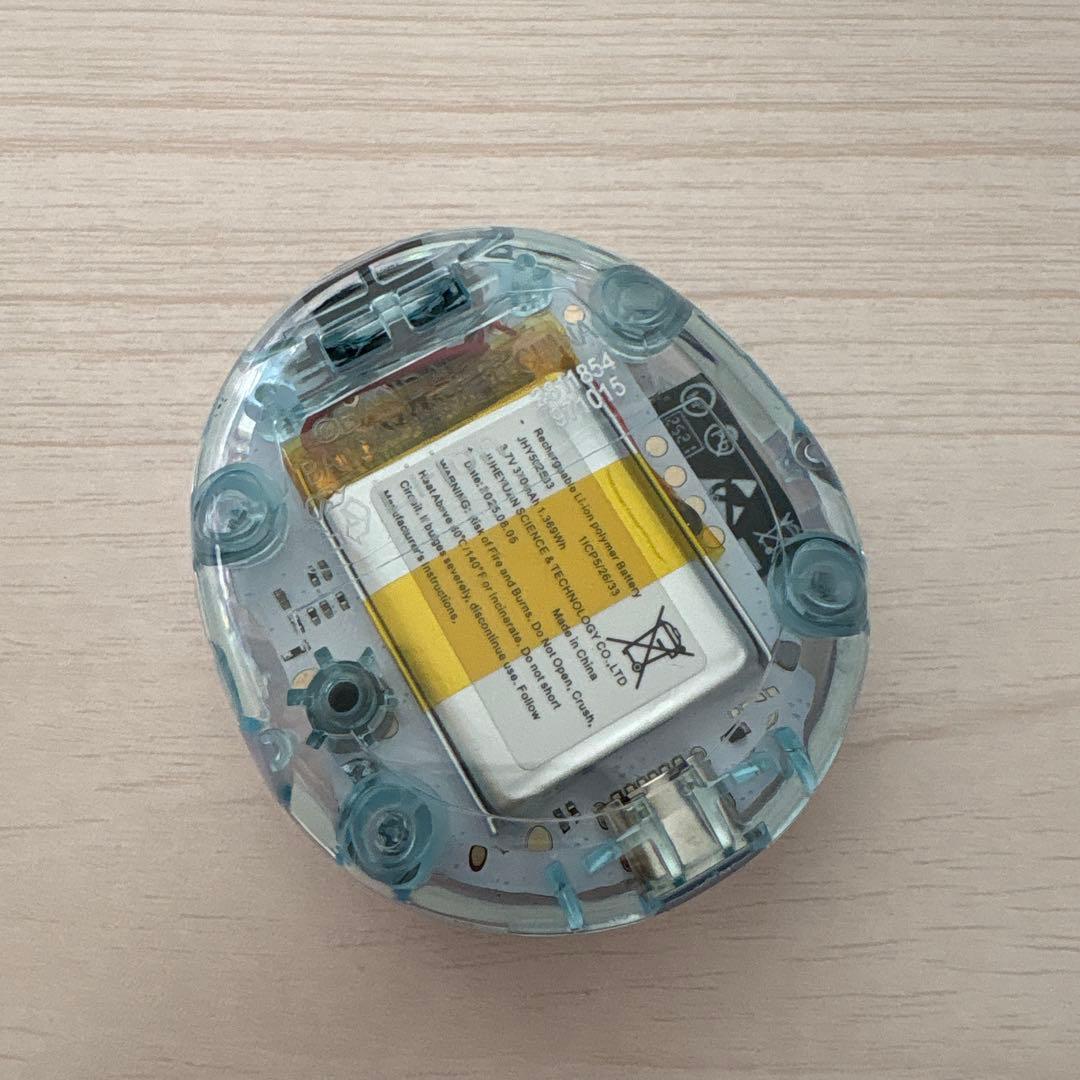 BANDAI Tamagotchi Uni たまごっち ユニ プリズムホワイト