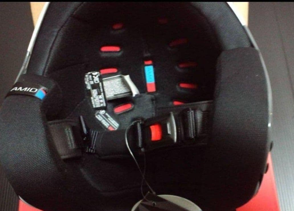 未使用保管品 Atomic アトミック FIS 対応ヘルメット サイズ L