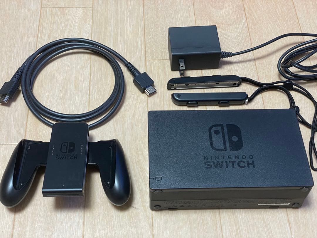 【美品】Nintendo Switch 本体 ケース ガラスフィルム付き