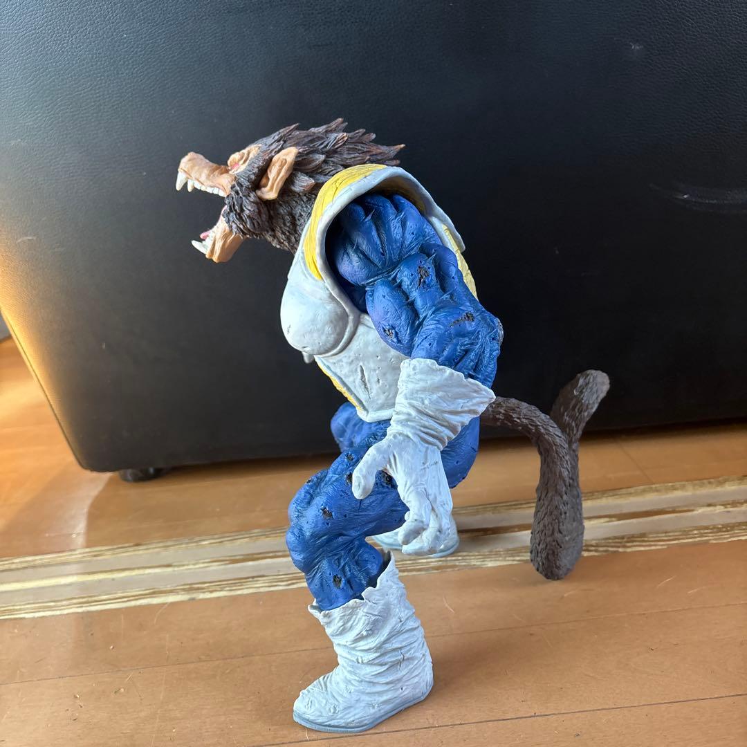 サイヤ人の大猿フィギュア 約20cm