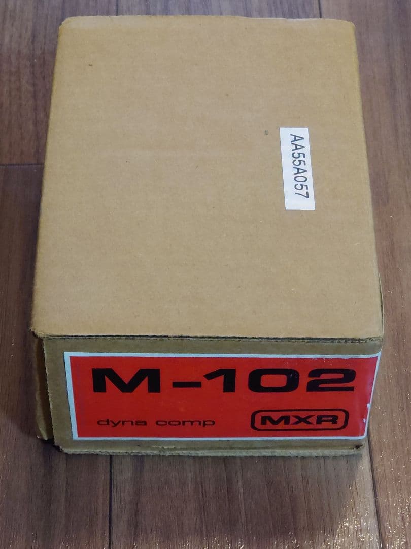 エフェクター　ダイナコンプ　レッド