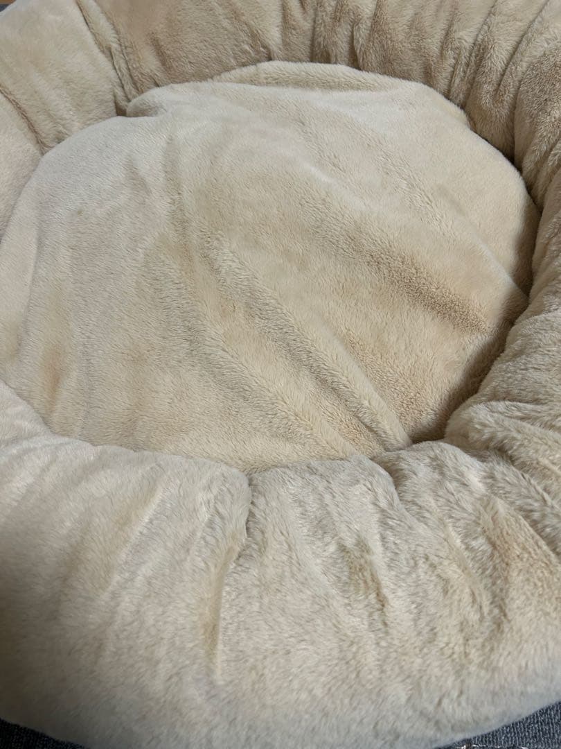 イチリンペット プレミアムマシュマロクッションベッド　ショートヴィーガンファー