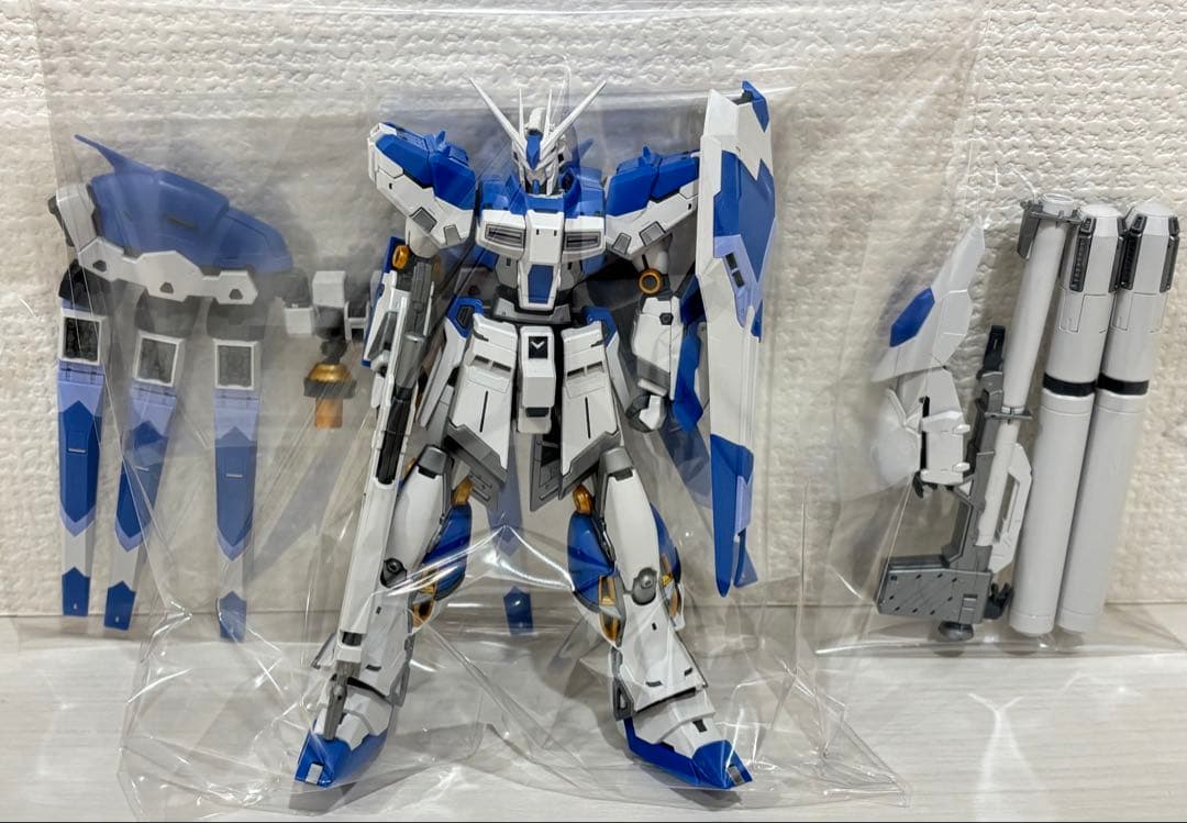 ②ジャンクプラモデル ガンプラ系・RG Hi-νガンダム HG アカツキ 他