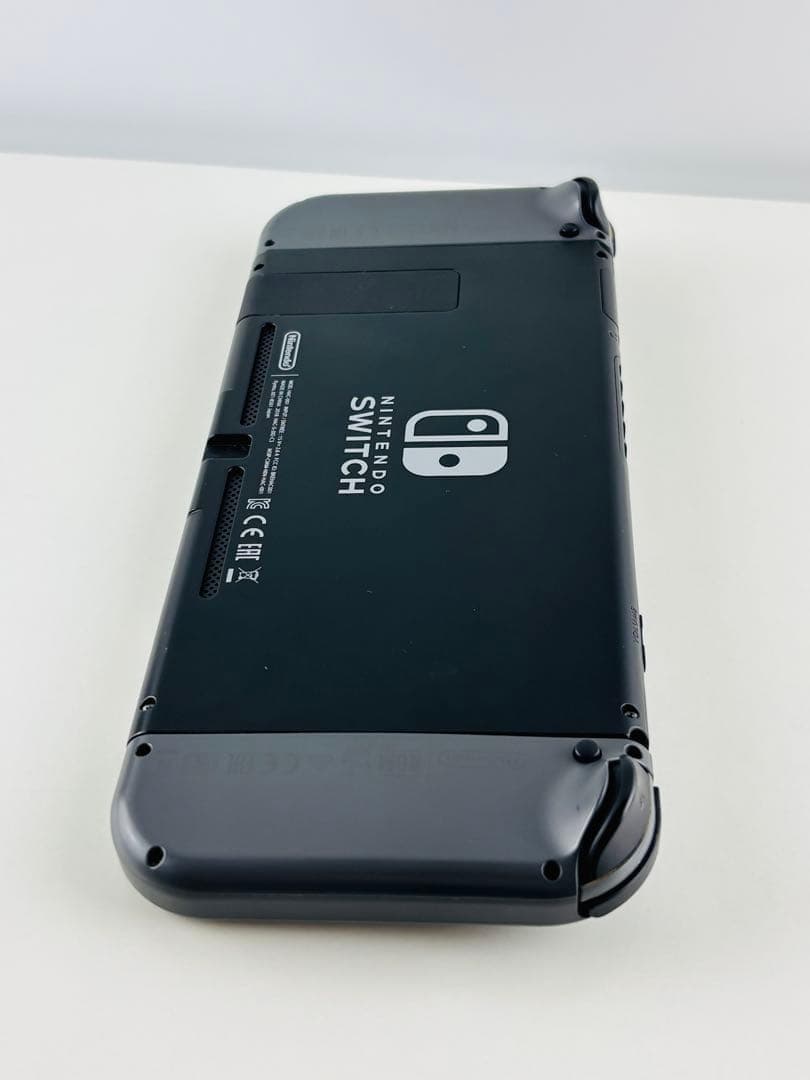 美品 ニンテンドー スイッチ グレー 本体 swich 完備品