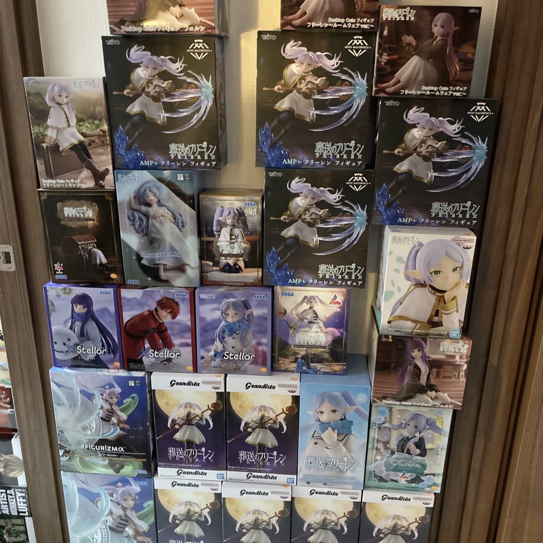 新品未開封　葬送のフリーレン フェルン　フリーレン　フィギュア32体　まとめ売り