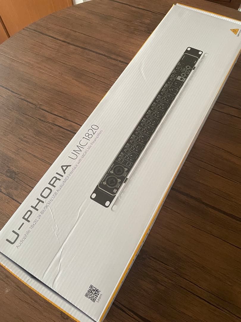 Behringer U-PHORIA UMC1820 新品未使用