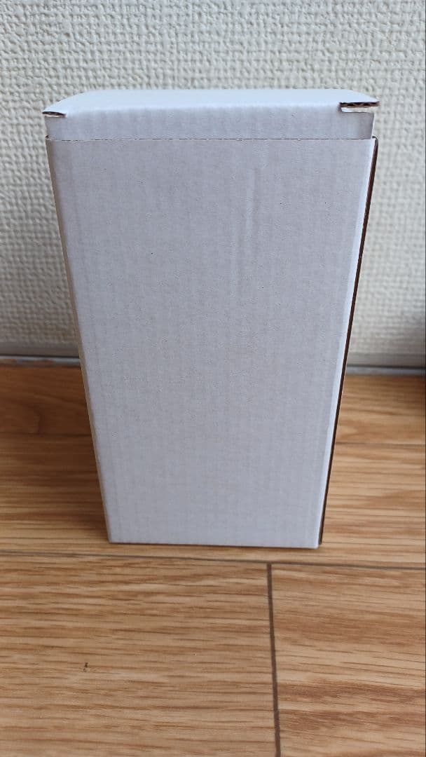 郷ひろみミラノ座VIP席特典　ペットボトルケース