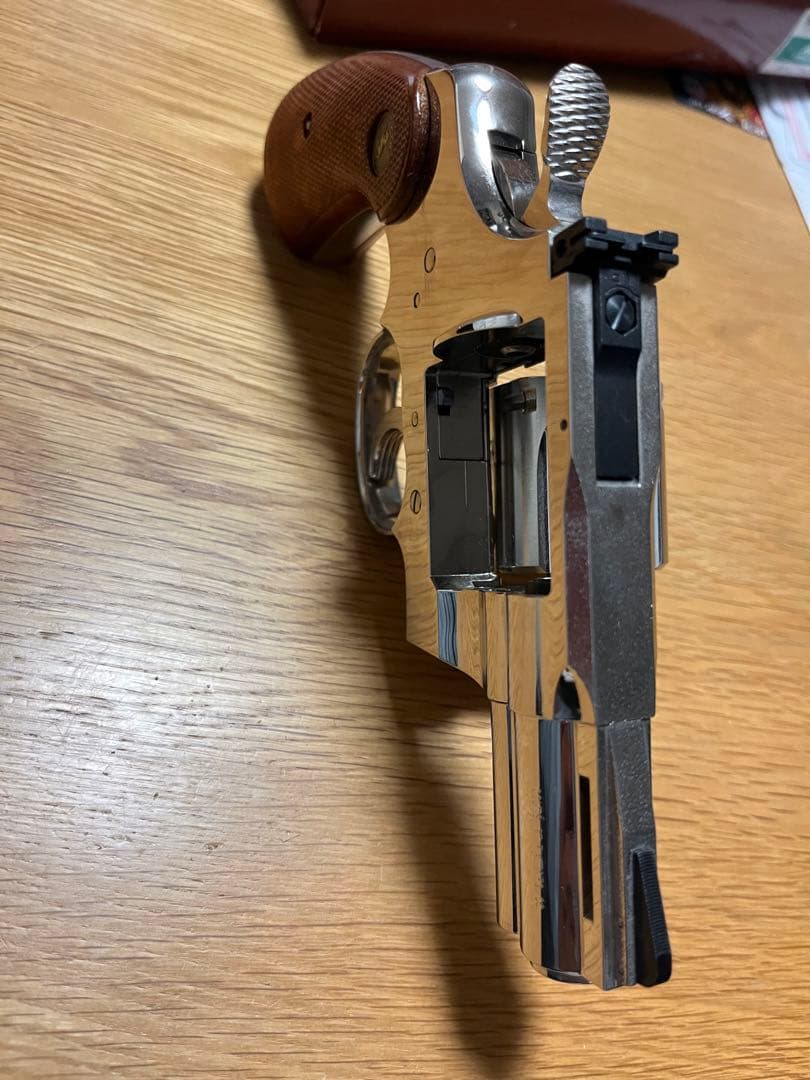 コルト パイソン 2.5インチ　Rモデル　ガスガン　ニッケルフィニッシュ