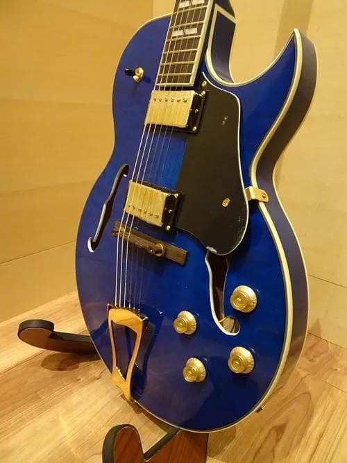 Del alma Guitars モデルThin Line Jazz