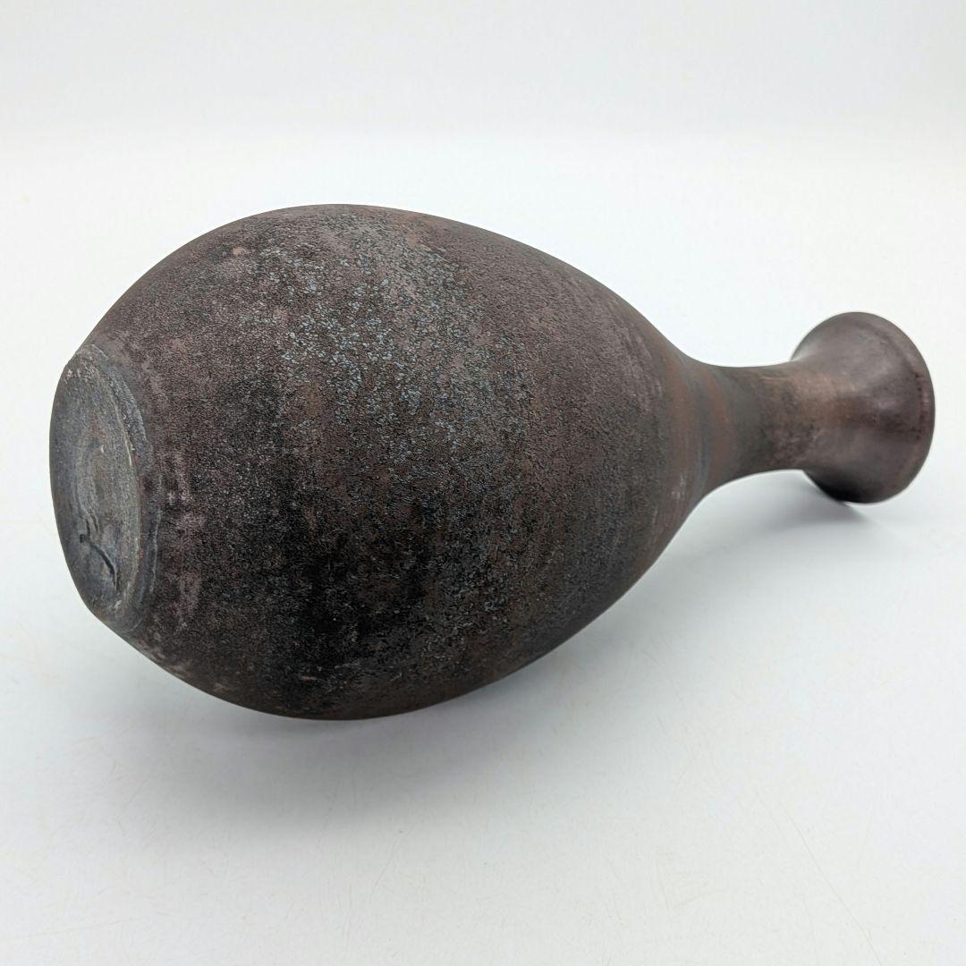 中里重利 唐津焼 黒陶花入 共箱（四方桟組箱） 花器 花瓶 フラワーベース 置物