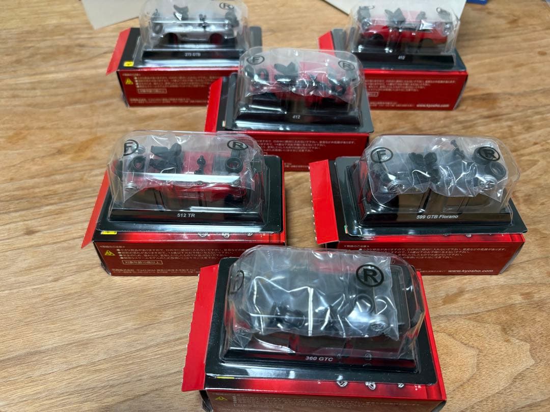 京商フェラーリミニカーコレクションIV 1:64 40台