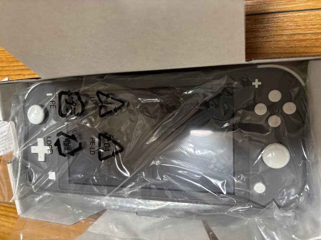 Nintendo Switch Lite グレー 本体 充電器・専用ケース付き