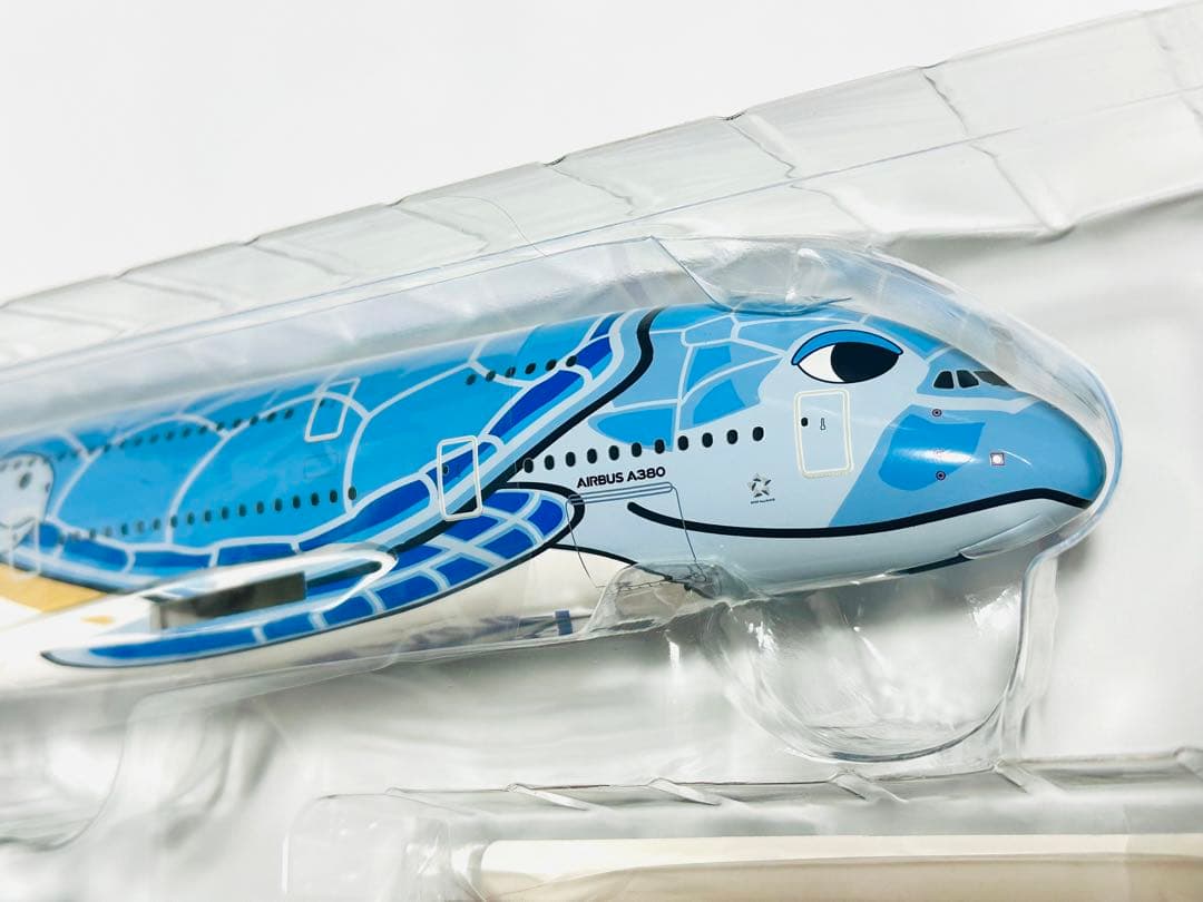 全日空商事 1/200 ANA AIRBUS A380 FLYING HONU