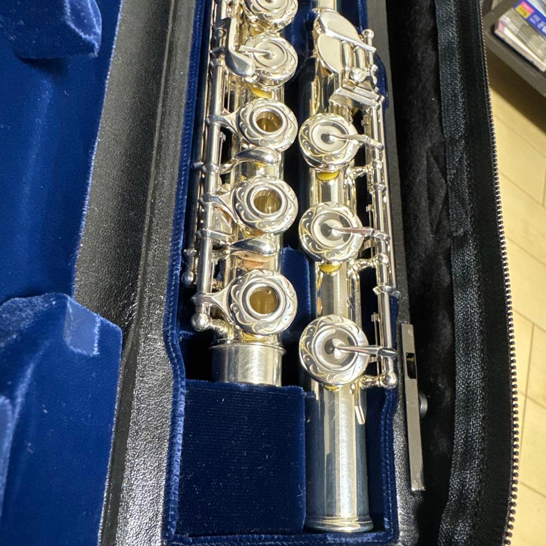 SANKYO フルート　総銀製H足部管　彫刻あり