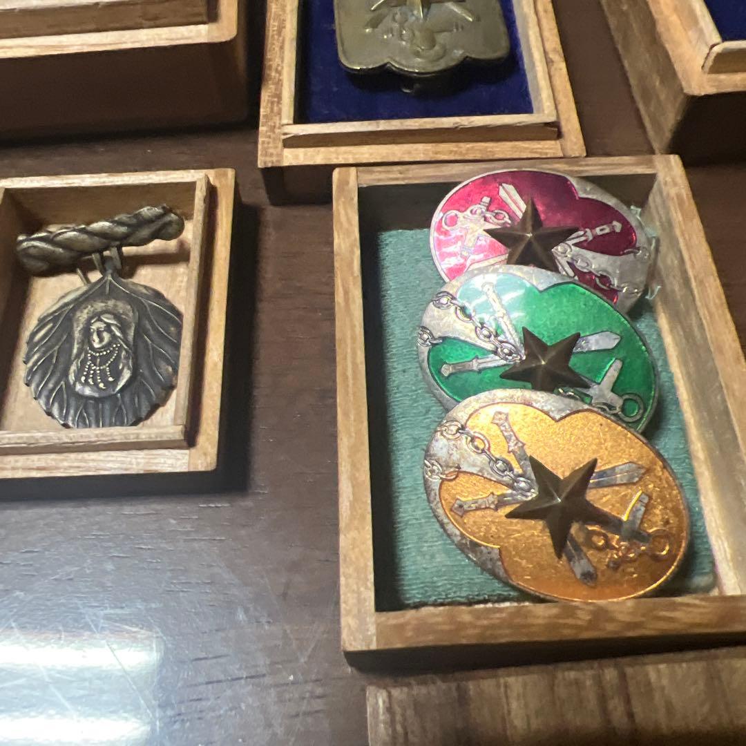 日本の勲章とメダル コレクション