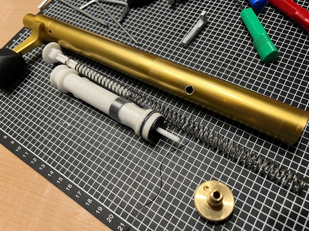 東京マルイ VSR-ONE ゴールドエディション 内部カスタム品