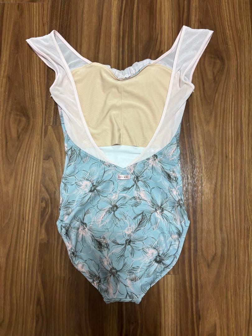 stinaレオタード Mサイズ