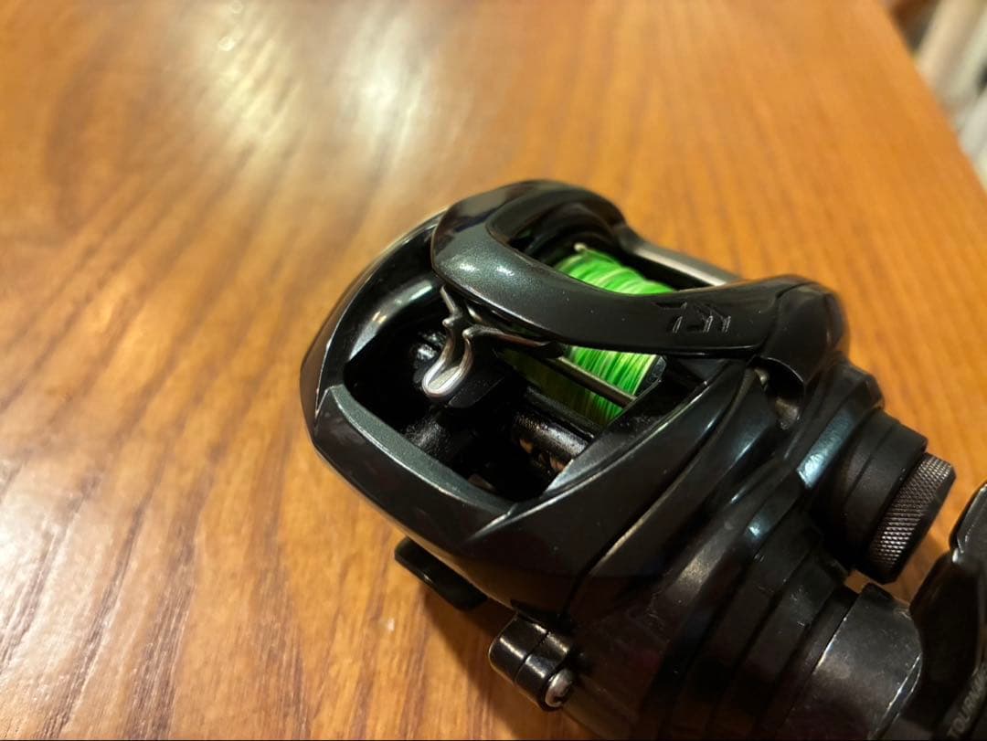 ダイワ 20 タトゥーラ SV TW 103XHL (左ハンドル)