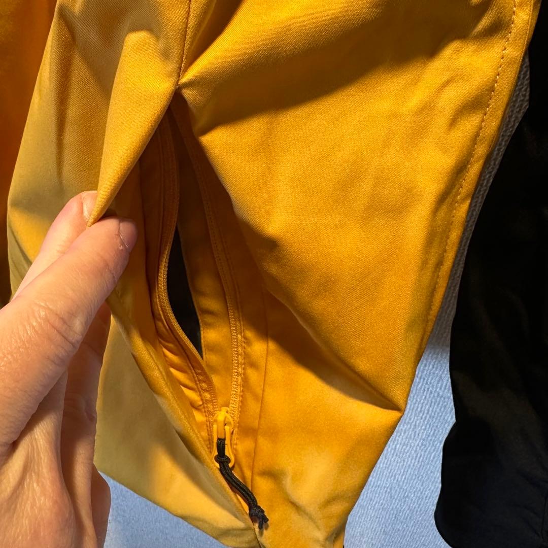 OAKLEY スノーボードジャケット ブラックイエロー XL