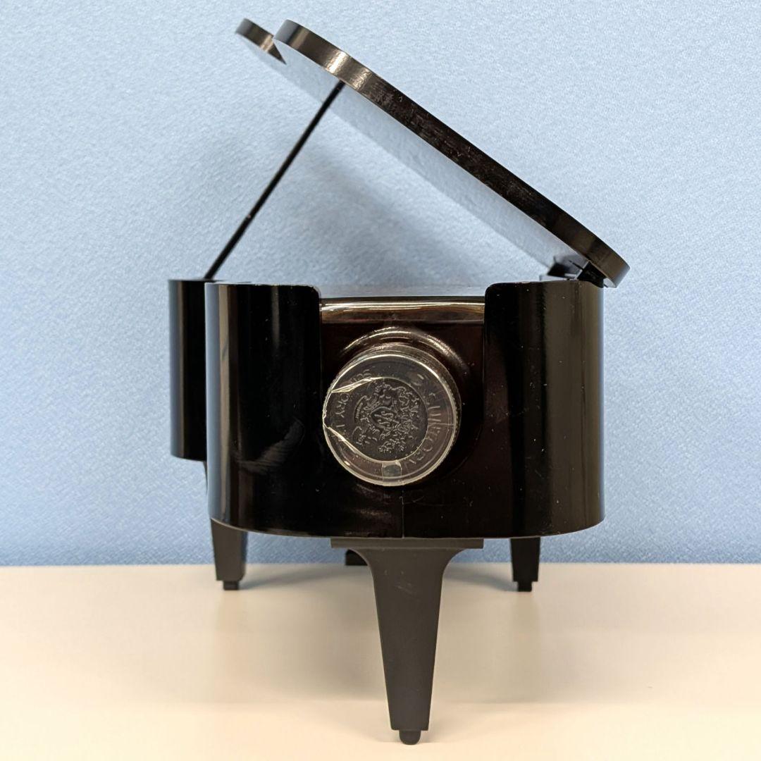 サントリーローヤル　ピアノ型ボトル　特級　従価税率適用　600ml 43％　箱無