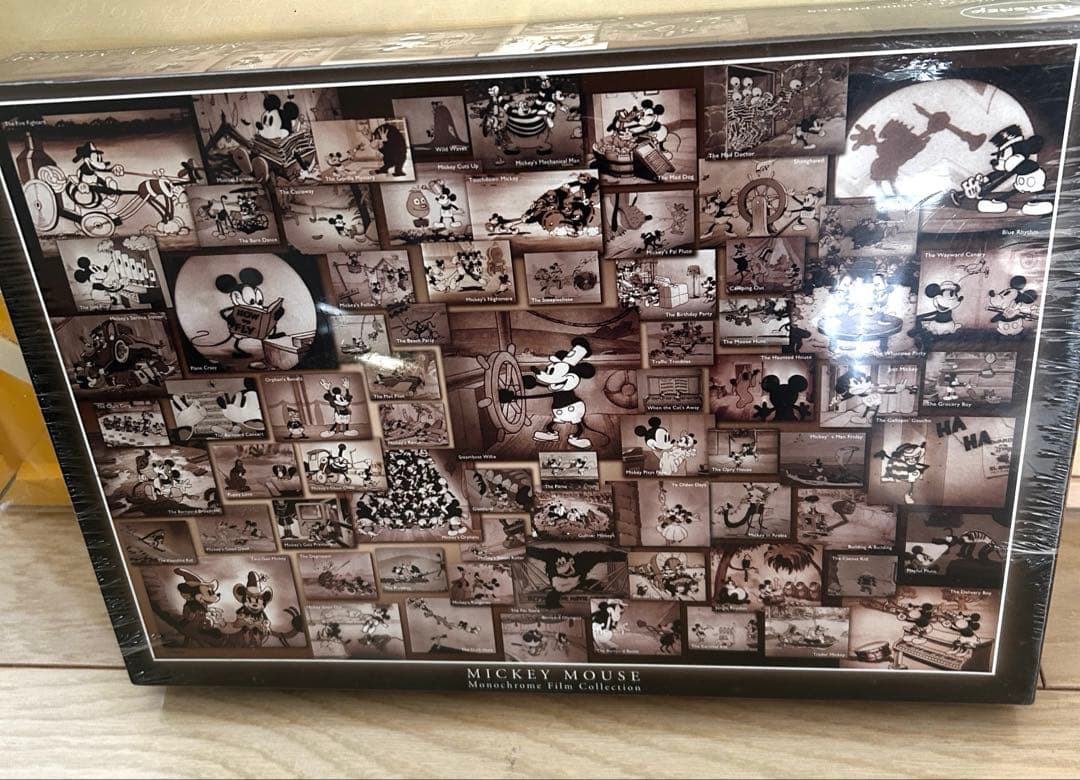 ミッキーマウス モノクロ映画コレクション 1000ピース パズル　フレームセット