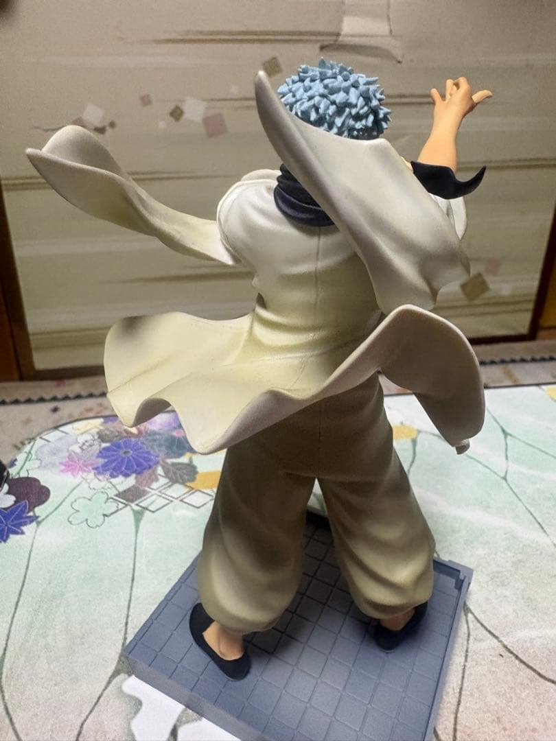 呪術廻戦　ジャンプGIGA応募者全員サービス　五条悟　フィギュア