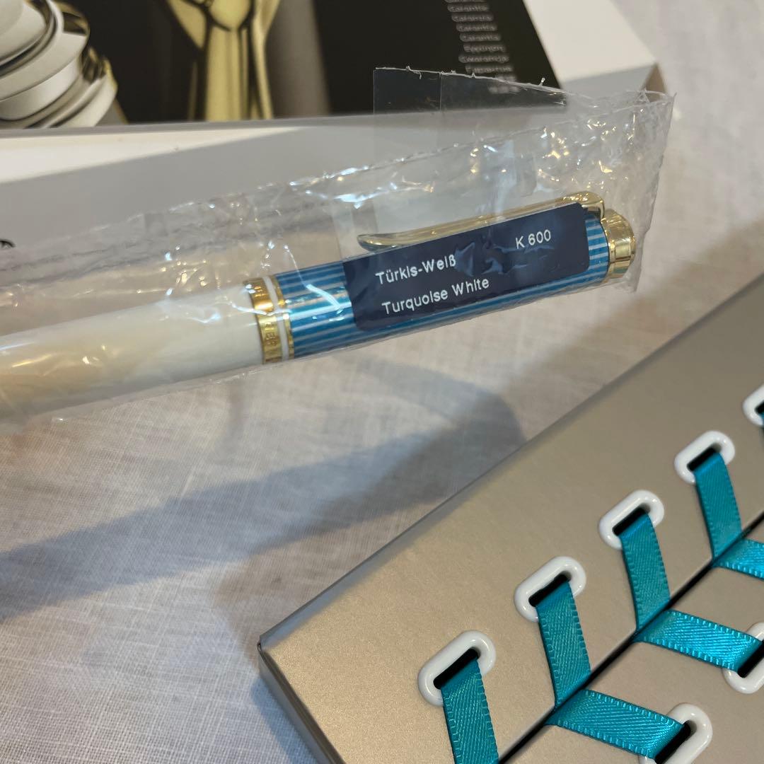 ペリカン ボールペン［未使用］特別生産品 スーベレーン600 ターコイズホワイト